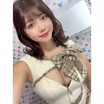 妃 えりな
