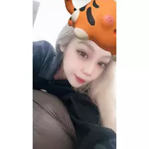 小川 真央