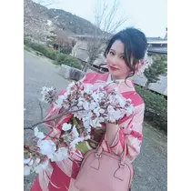 足立 はな