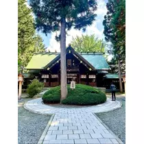 夏目 梨仔