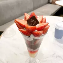 みさ