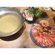 華宮 れい