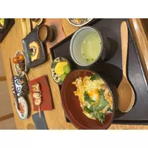 みあ