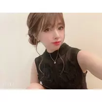 夏目 梨仔