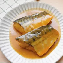 エミ （スタッフ）