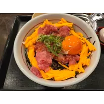 エミ （スタッフ）