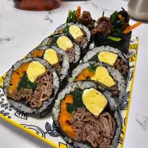 桃 かんな