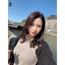 足立 はな