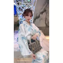 夏目 かんな