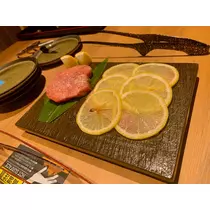葉月 りほ