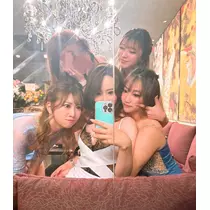 あや