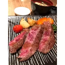 安達  美袮
