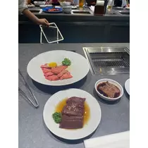 紬 ひい