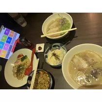 みさ
