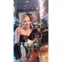 愛羽 仁美
