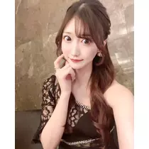 美波 ななみ