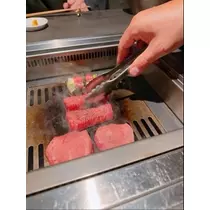 夏目 梨仔