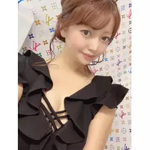 妃 えりな