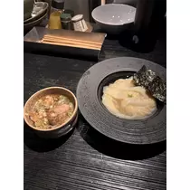 月城 ルル