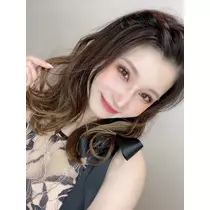 足立 はな