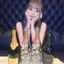 ななみ