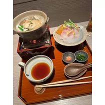 泉 りさ