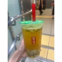 紬 ひい
