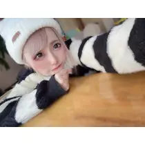 雛鶴 めい