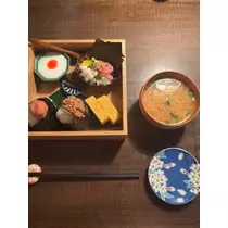 エレナ