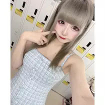 雛鶴 めい