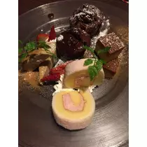 蓮見 リア