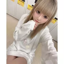 雛鶴 めい