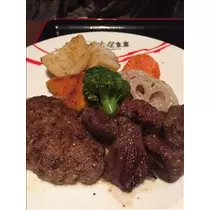 愛羽 仁美