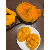 マナミ