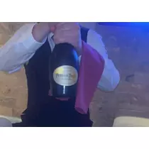 三鷹 真綺