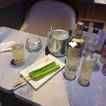 マコト