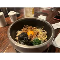 西蓮寺 ひかる