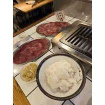 エミ （スタッフ）