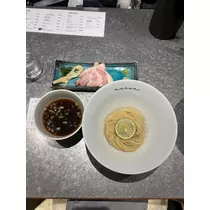 佐野 エマ