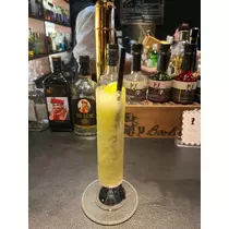乙川 ゆあ