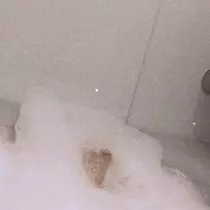 よな