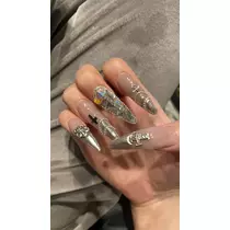 ナナ