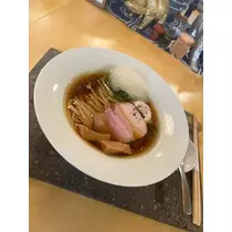 美波 ななみ