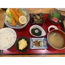 あいな
