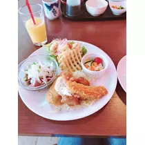 えみり