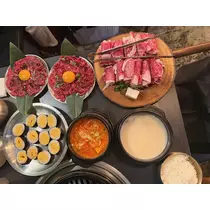 にも