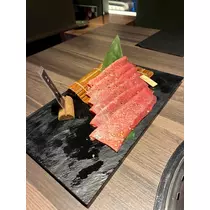 泉 りさ