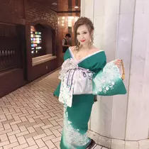 七瀬 菜々