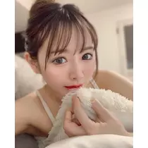 葉月 りほ