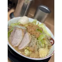鼻のアナナ（スタッフ）